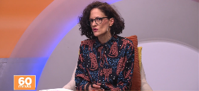 VODITELJKI OVO IZLETELO IZ USTA USRED EMISIJE! Gost u šoku, evo kako je odreagovao, snimak ne prestaje da se širi (VIDEO)